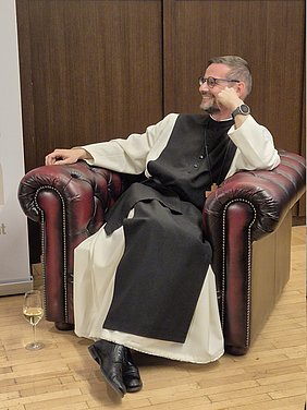 Bbr. Samuel beim Kamingespräch im April